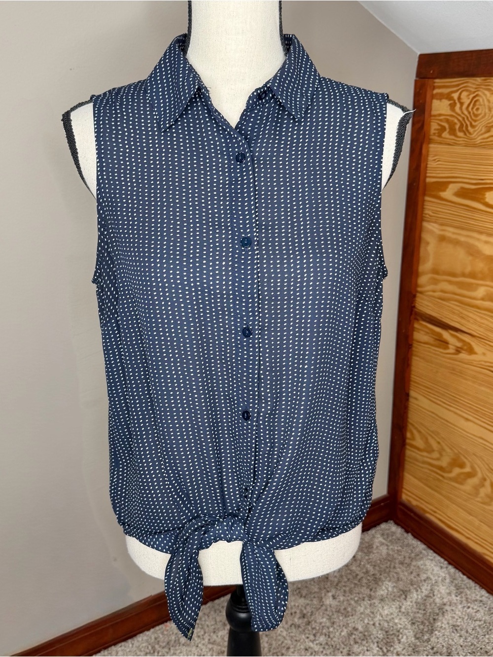 Adrianna Papell Polka Dot Button Up Sleeveless Blouse Top Small Navy Blue White